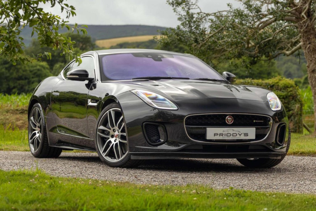 2019 Jaguar F-type
